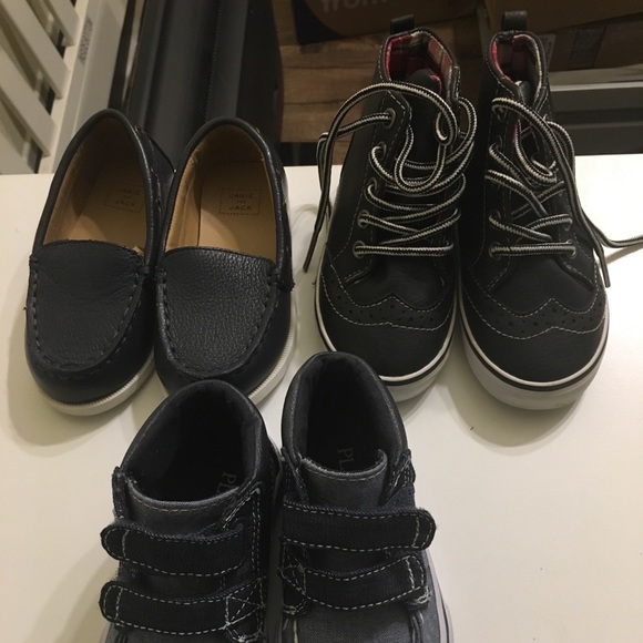 Toddler shoes 3 pairs - Picture 3 of 3